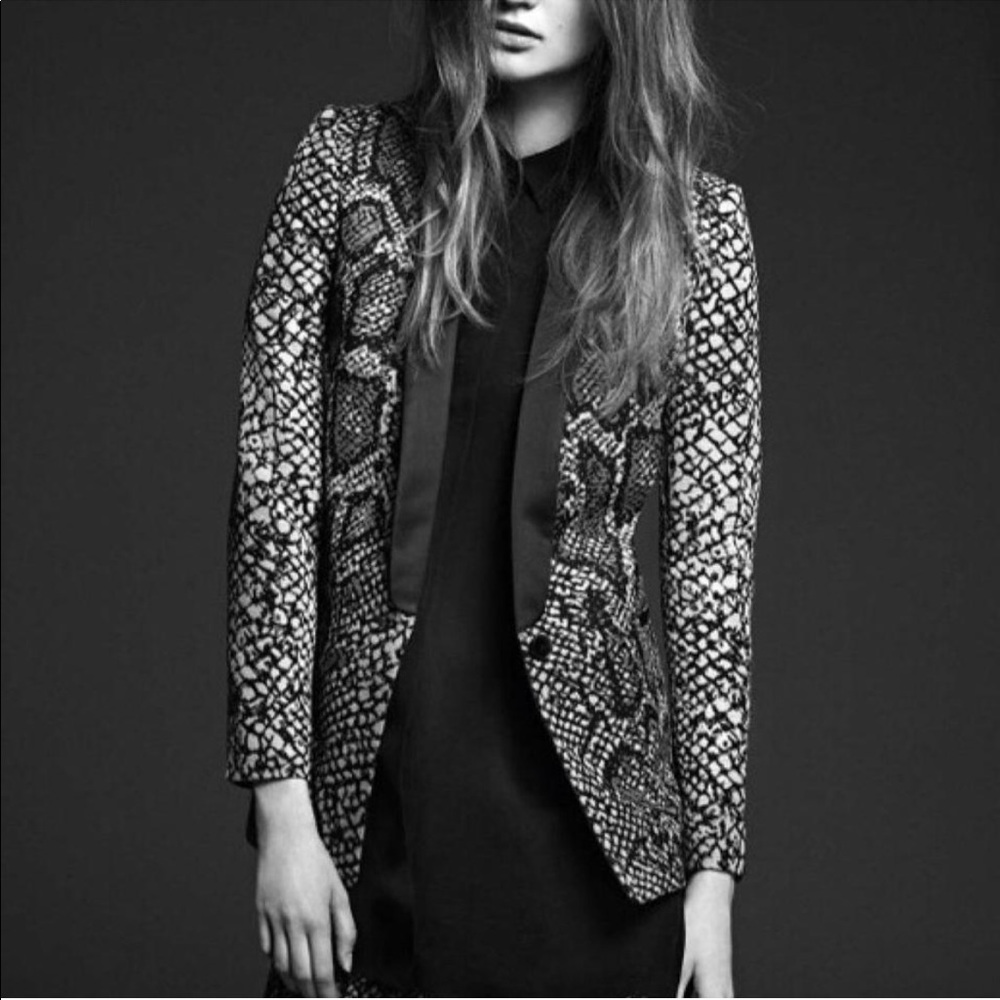 Sandro snake print wool tuxedo blazer - Picture 2 of 7